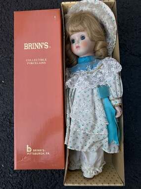 Brinn's Collectible Porcelain Doll Shirley Blue Dress NCK 9605 in Box
